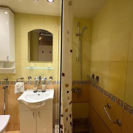 R&r Medak 3 Apartamento *