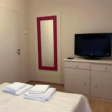 R&r Medak 3 Apartamento *